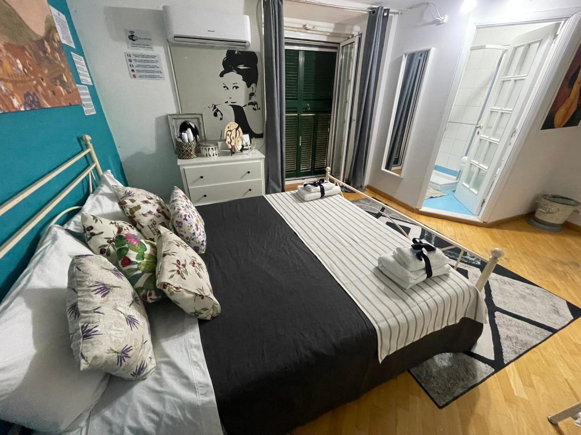 Plebiscito Charme Rooms Naples Exterior photo