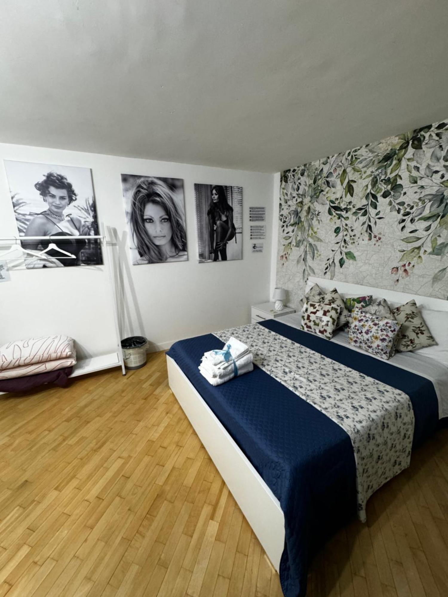 Plebiscito Charme Rooms Naples Exterior photo